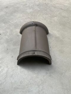 Monier halfronde nok vorst blauw gesmoord 340mm 14004 Dakpannen