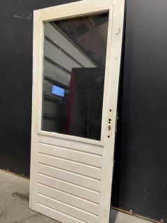 Achterdeur 88 B x 201.5 H (rechtsdraaiend) TW 13029 Hout