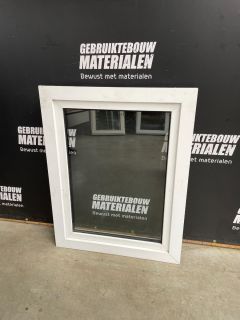 Kunststof Raamkozijn Met Draai-Kiepraam, 88 B x 113 H (Rechtsdraaiend) AR 10732 Kunststof