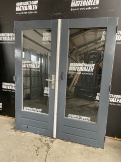 Dubbele deuren 168 B x 201 H 10830 Schuif- en dubbele deuren