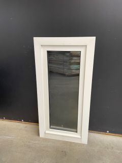 Kunststof Raamkozijn Met Vast Raam, 59 B x 119,5 H AR 11495 Kunststof