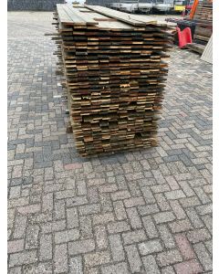 Houten planken - afm. ca. 10 x 1,6 x 410 / 420 cm