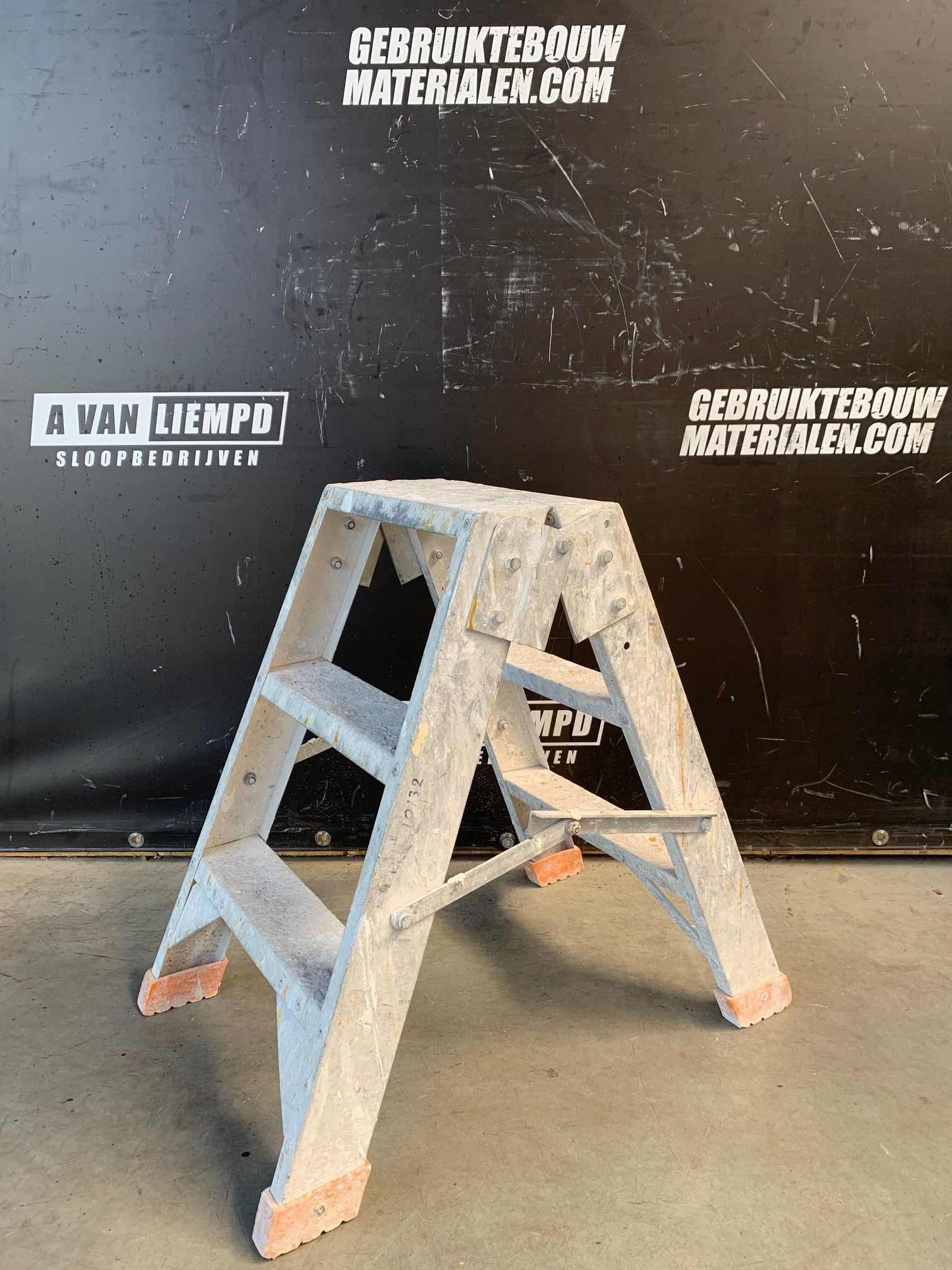 Gebruikte Trappen | Gebruiktebouwmaterialen.com